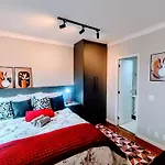 Luxxor Hotel Premiere Faria Lima - On The Sao Paulo Sky Line - King Duplex Studio Veranda - Executive Class - Red Velvet Edition
